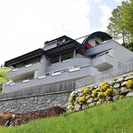 La Mezza Luna Apartment