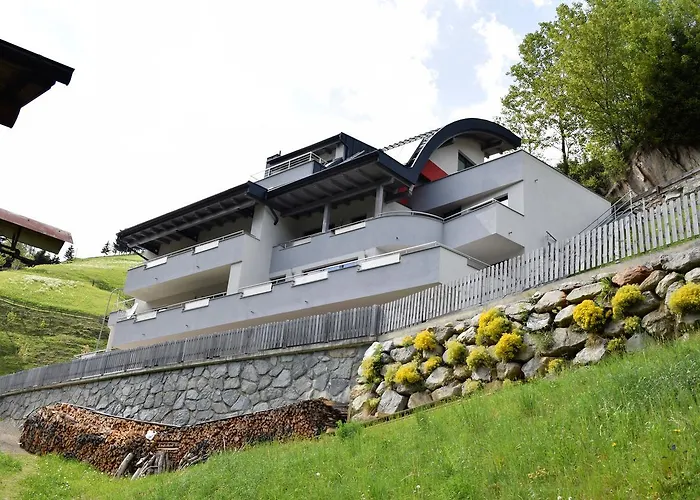 La Mezza Luna 公寓