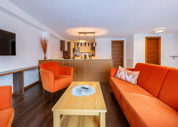 Apartment La Mezza Luna *