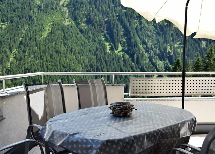 Apartment La Mezza Luna *